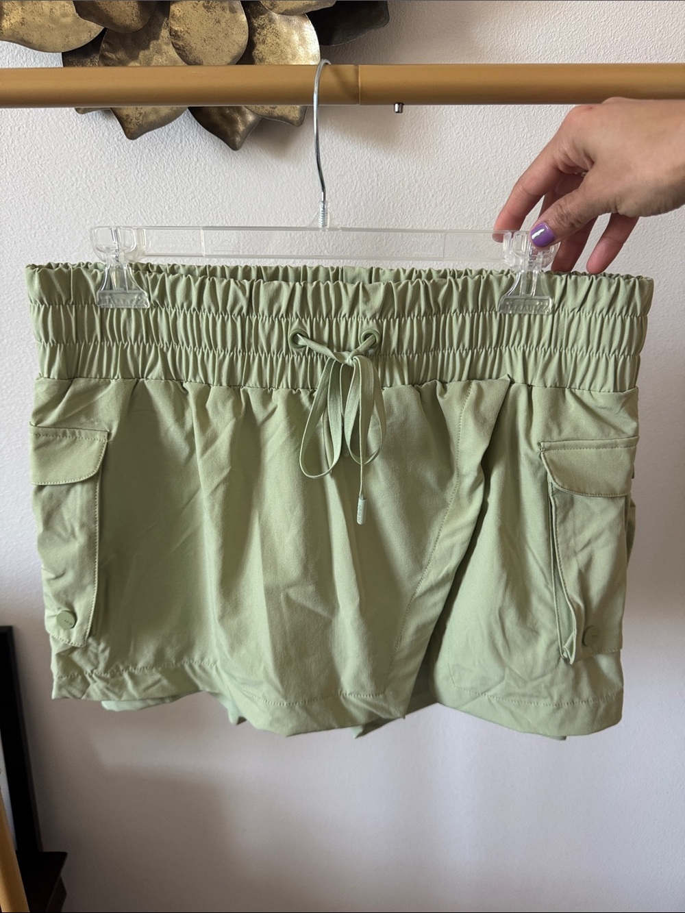 POPFLEX Cargo Skort. Size Large. Pistachio green